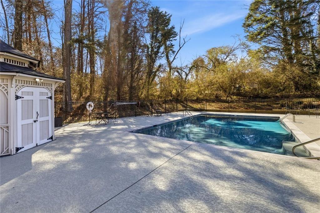 5576 Riverwalk Court