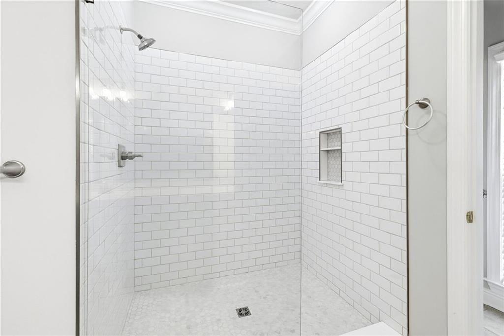 5576 Riverwalk Court