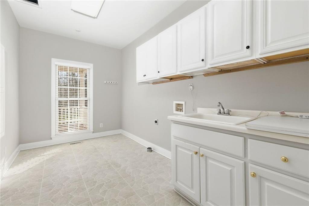 5576 Riverwalk Court