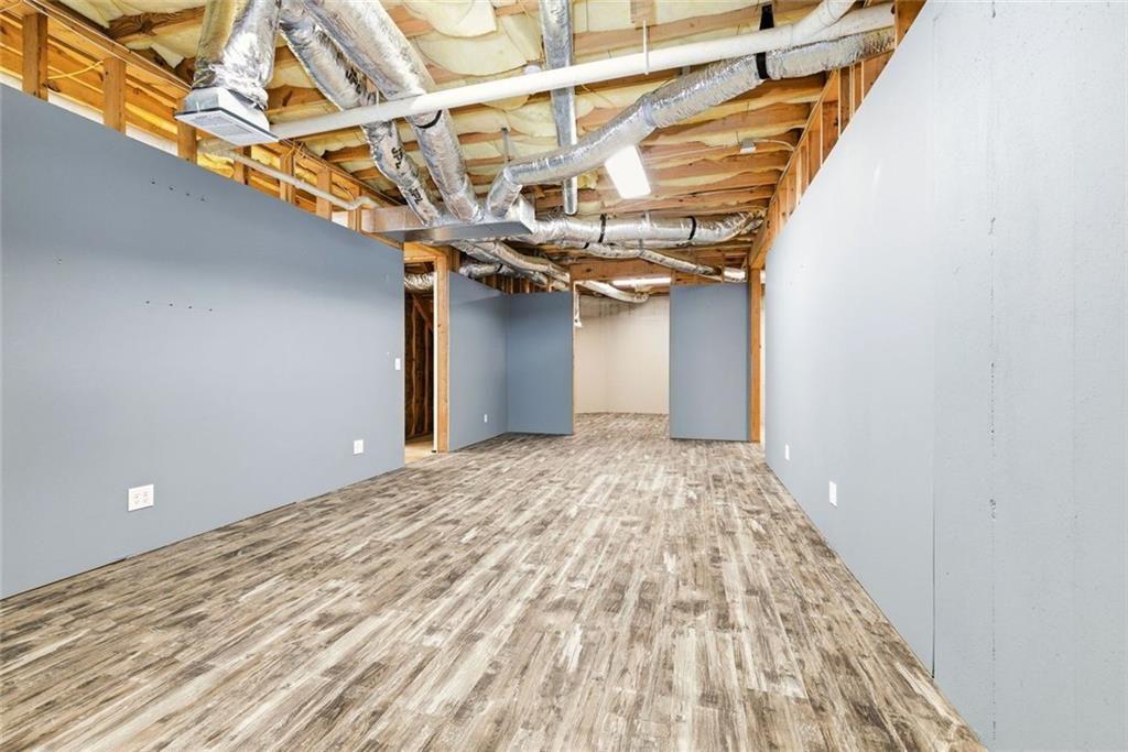 5576 Riverwalk Court