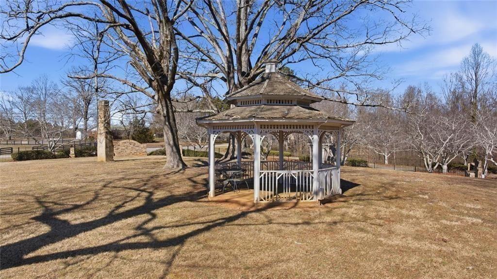 5576 Riverwalk Court