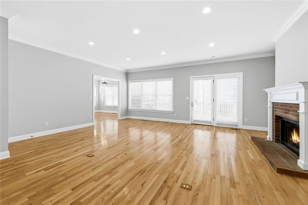5576 Riverwalk Court