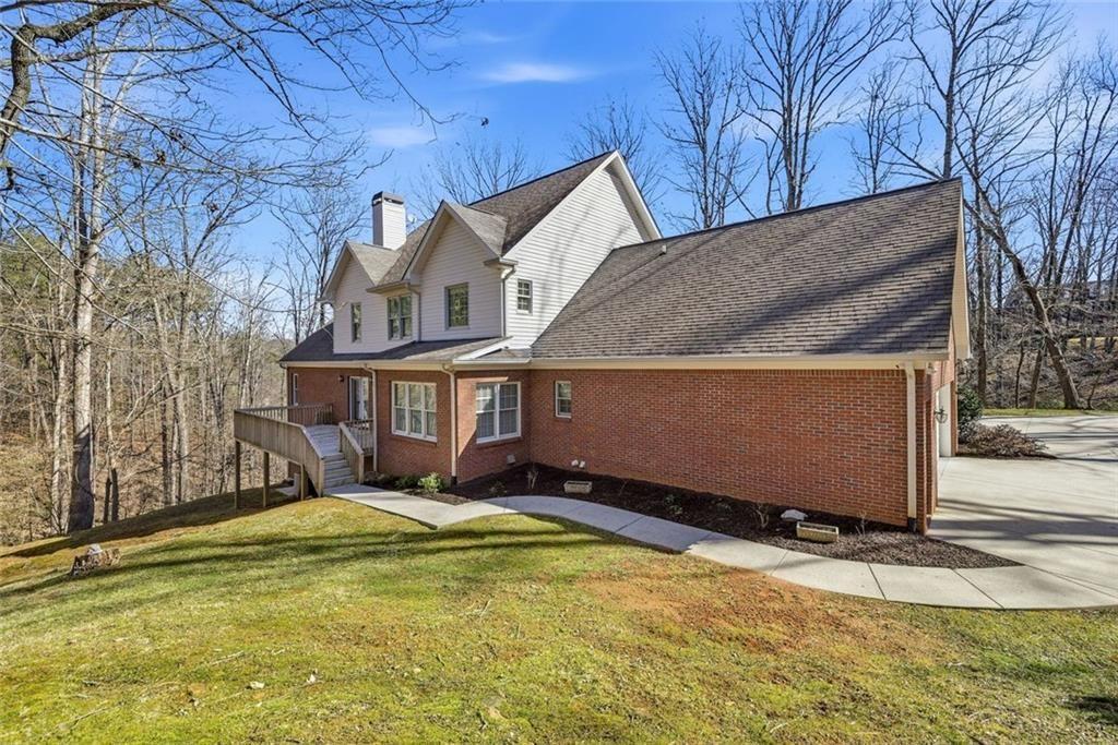 5576 Riverwalk Court