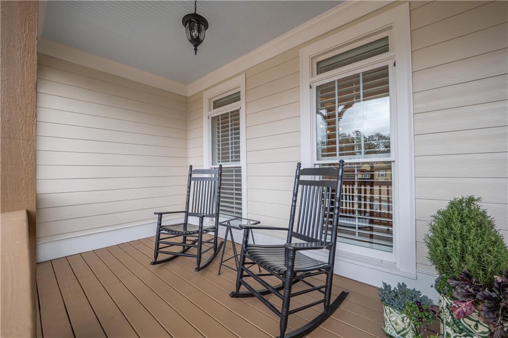 132 Chestnut Oak Lane