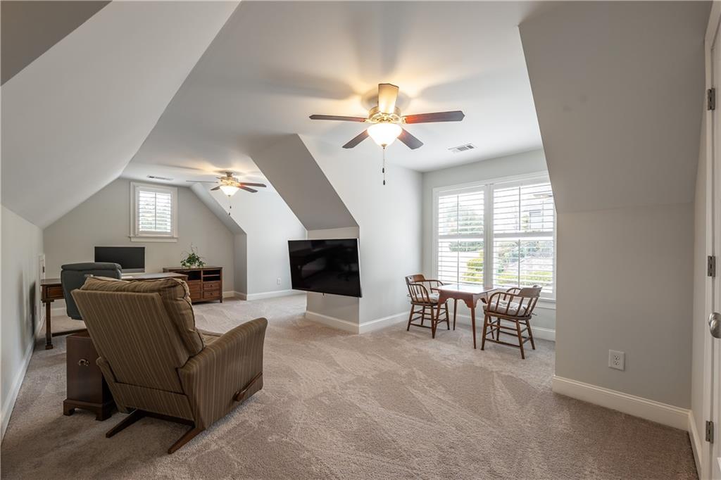 132 Chestnut Oak Lane