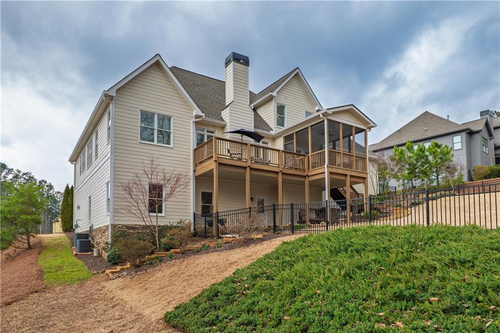 132 Chestnut Oak Lane