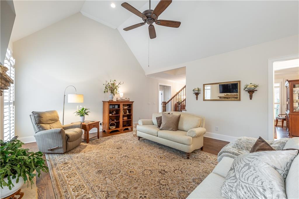 132 Chestnut Oak Lane