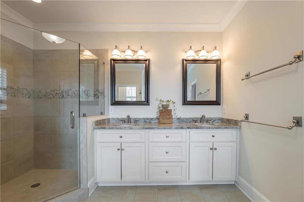 132 Chestnut Oak Lane