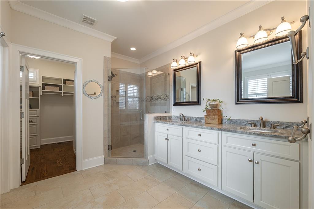 132 Chestnut Oak Lane