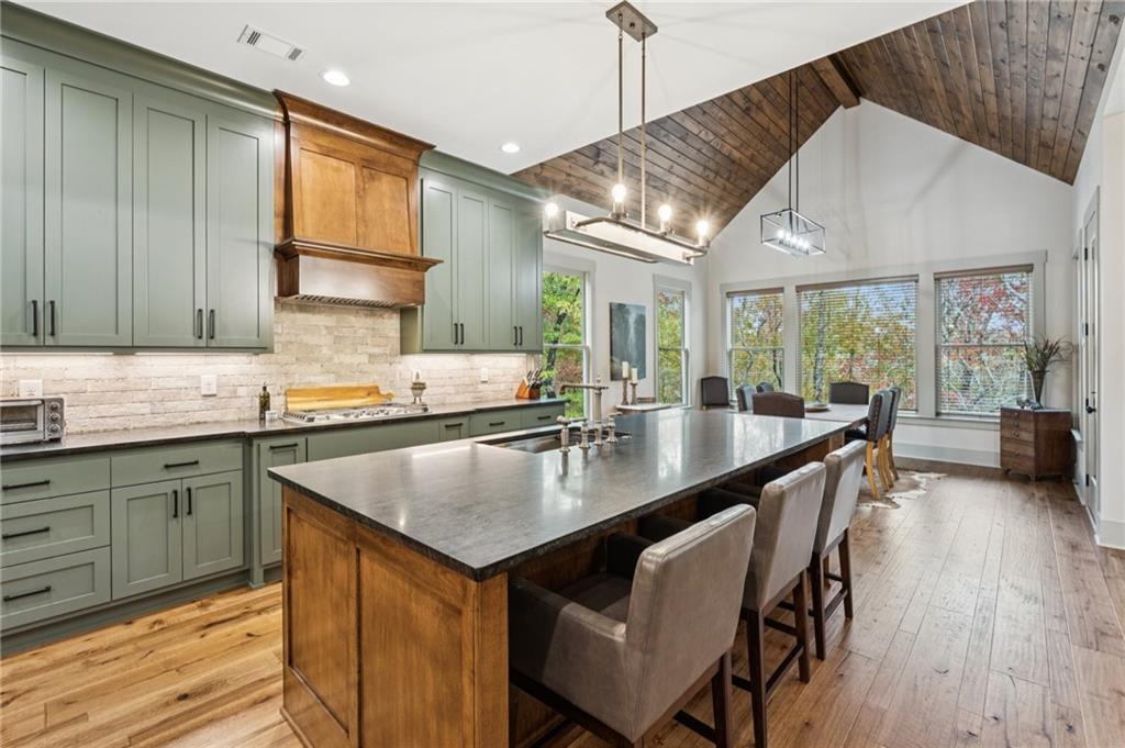 179 Golden Bear Pass