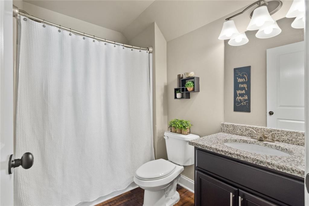 5831 Ridgedale Court