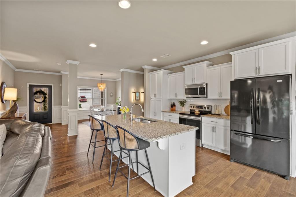 5831 Ridgedale Court