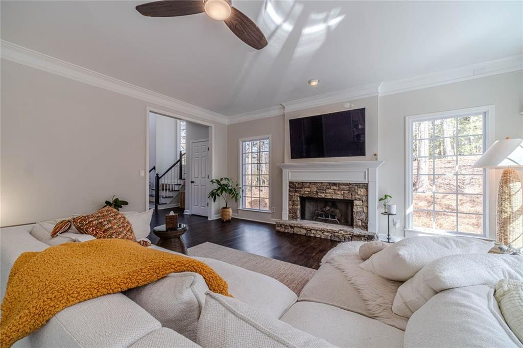 3435 Forest Valley Way