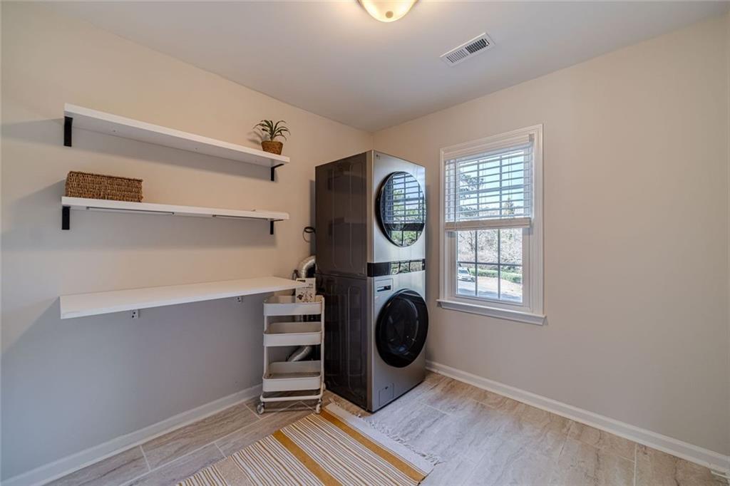 3435 Forest Valley Way