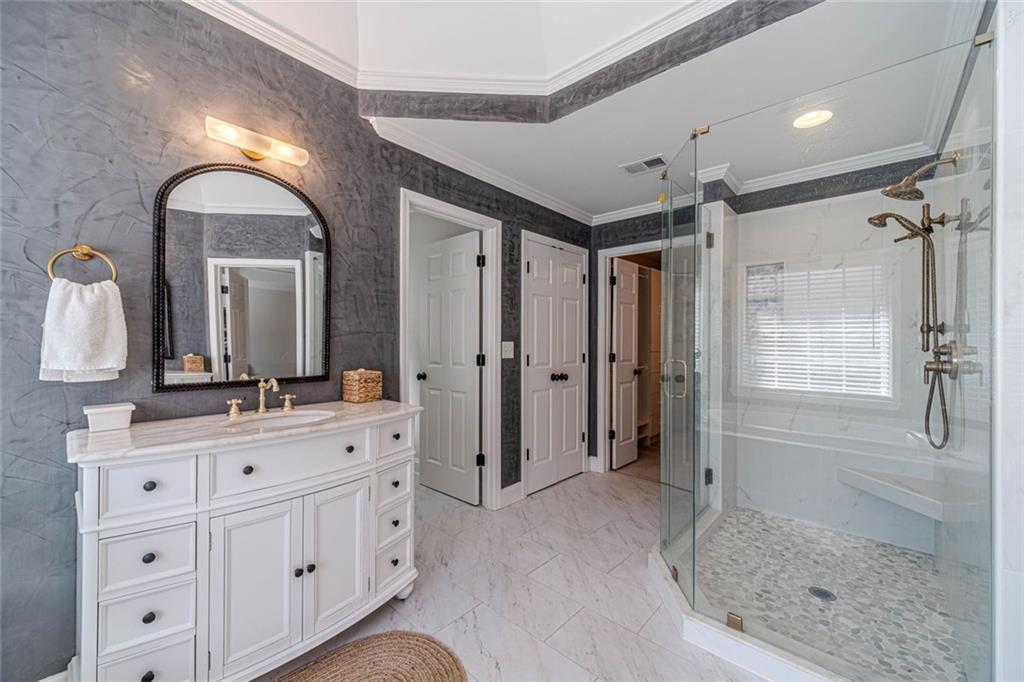 3435 Forest Valley Way