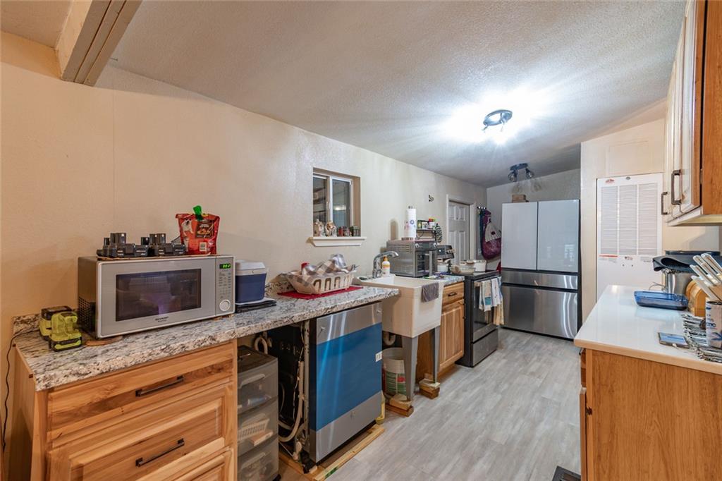 922 Old Dahlonega Highway