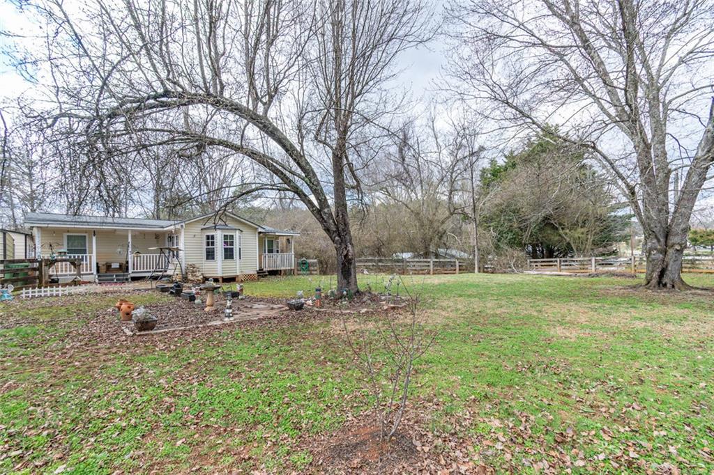 922 Old Dahlonega Highway