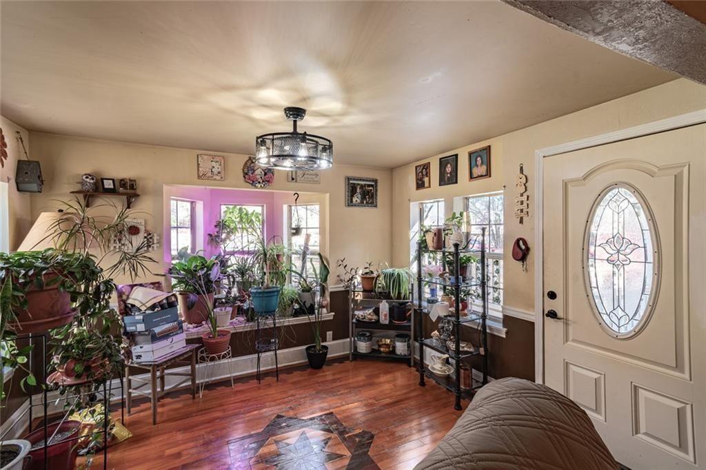 922 Old Dahlonega Highway