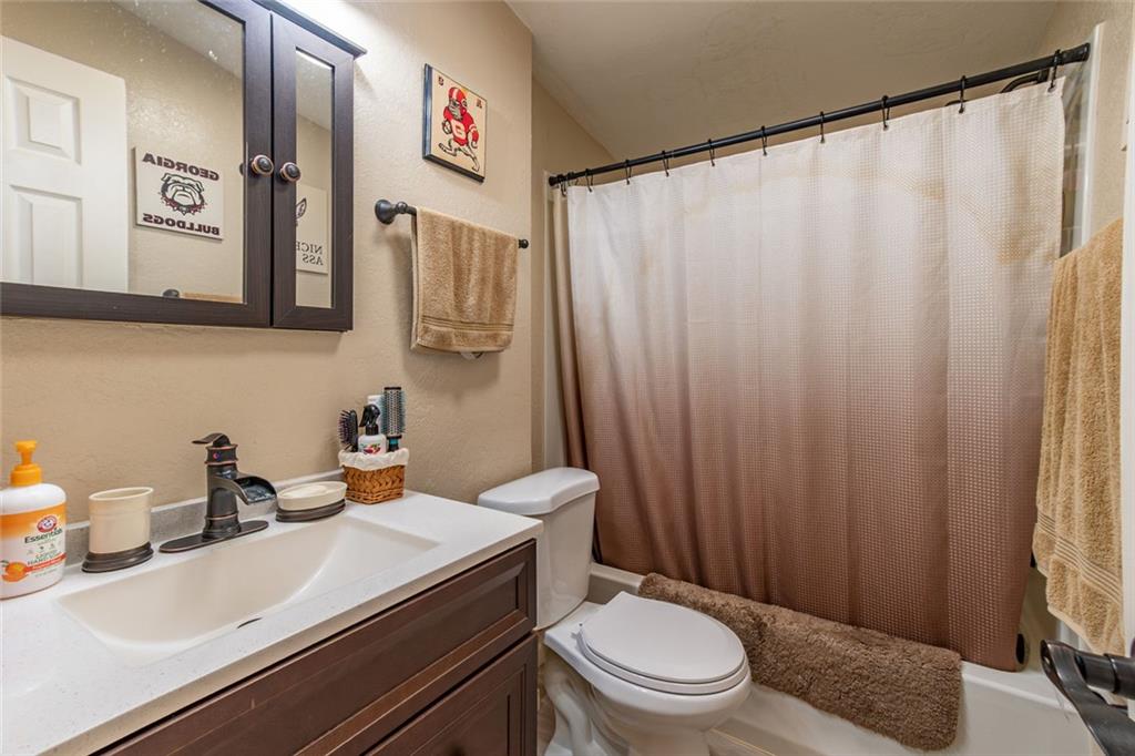 922 Old Dahlonega Highway