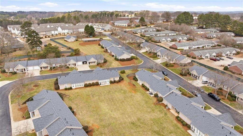 2982 Bentley Park Circle