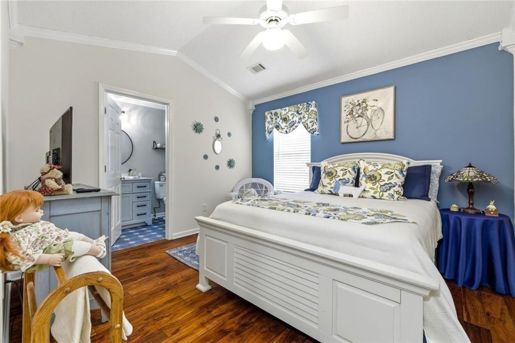 2982 Bentley Park Circle