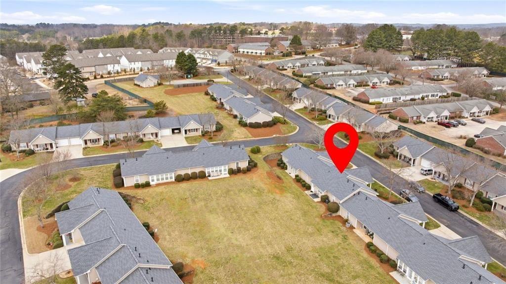 2982 Bentley Park Circle