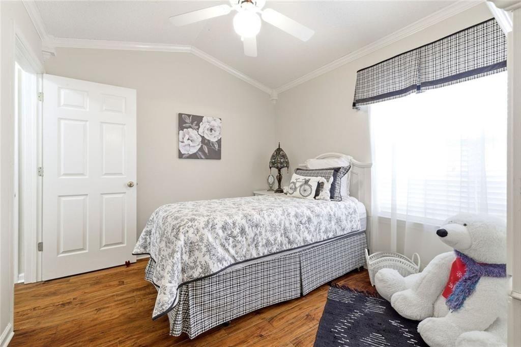 2982 Bentley Park Circle