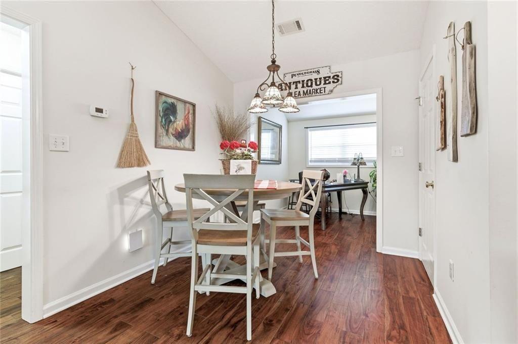 2982 Bentley Park Circle