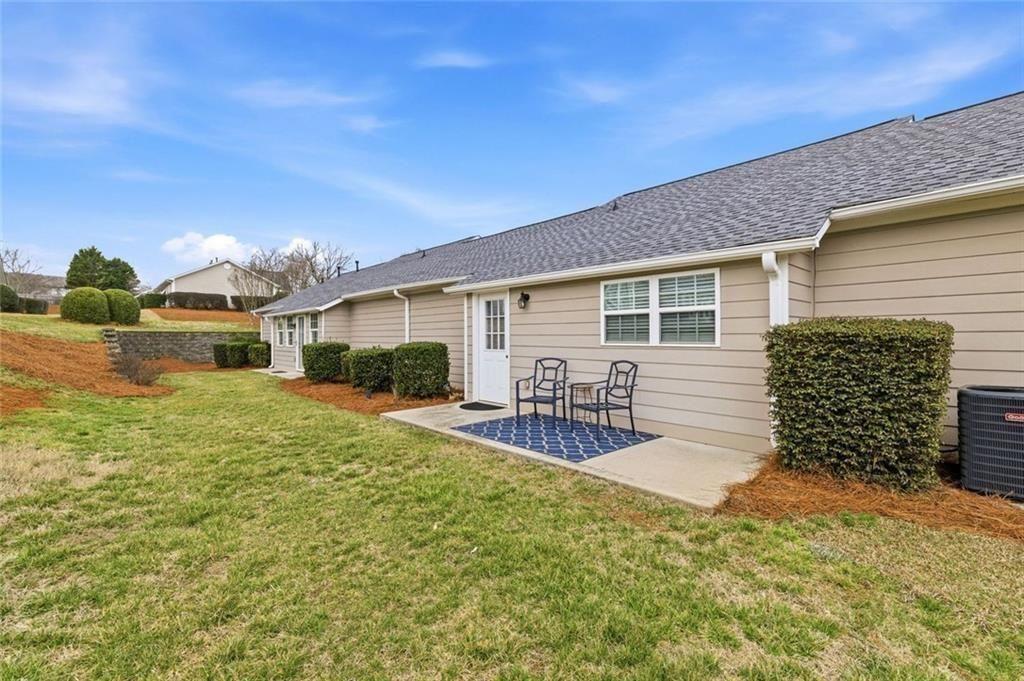 2982 Bentley Park Circle