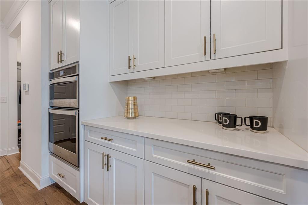 4850 Ramblewood Drive