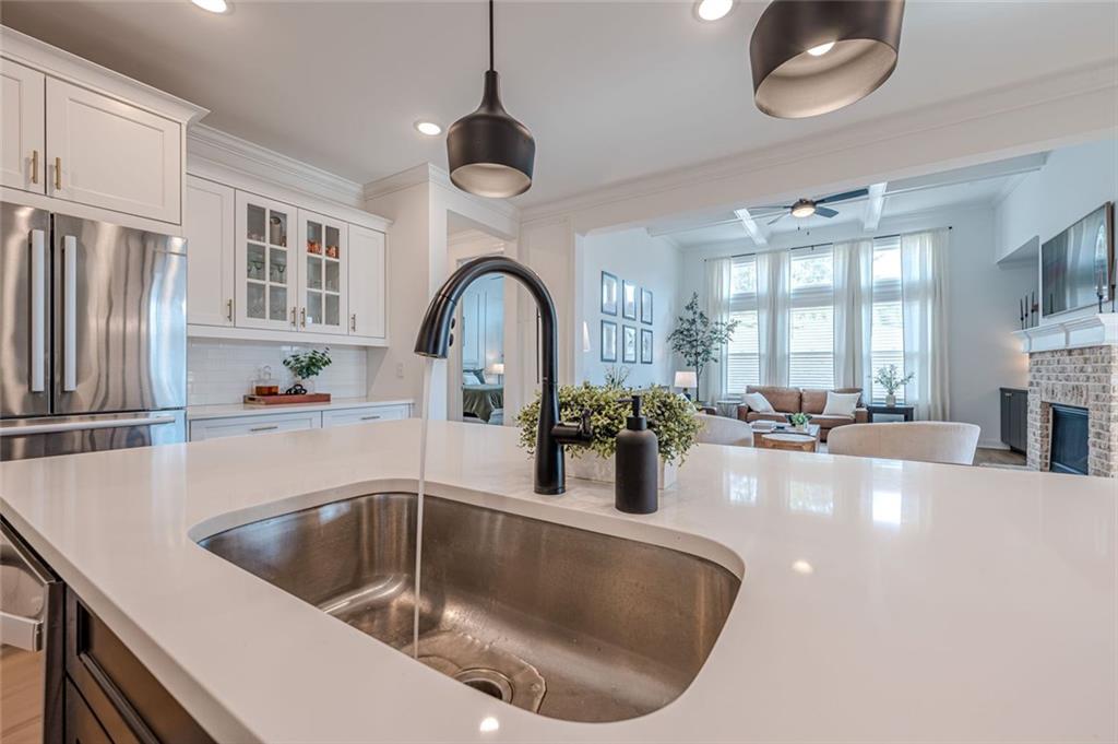 4850 Ramblewood Drive