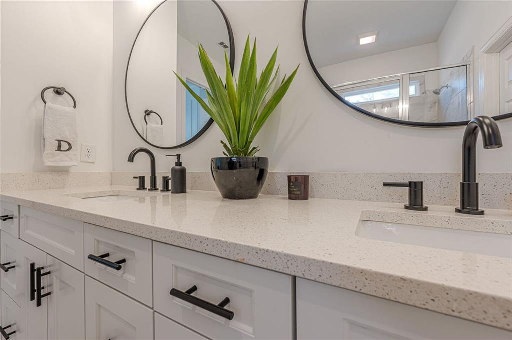 4850 Ramblewood Drive