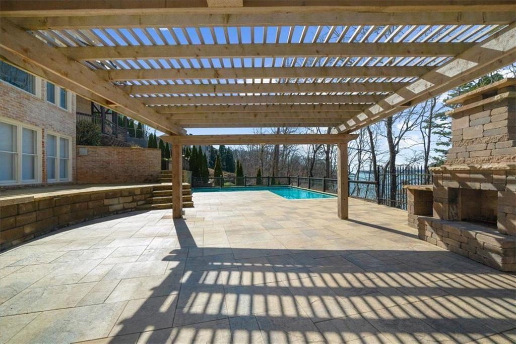 5610 Point West Drive