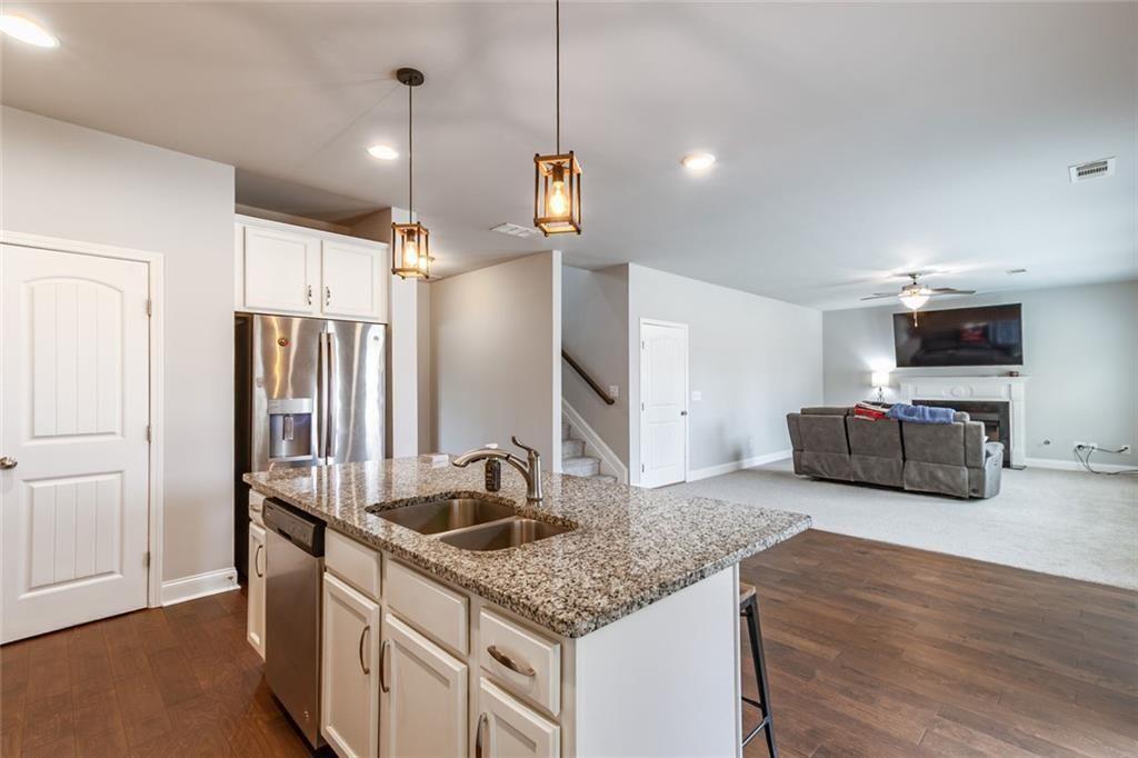809 Joy Drive