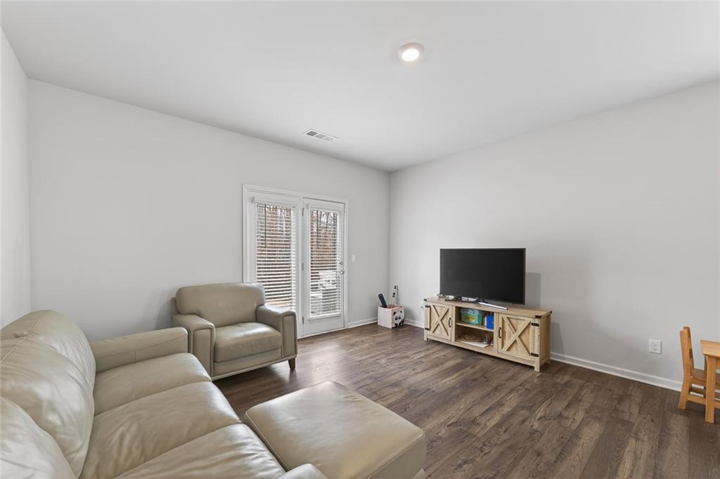 29 White Cedar Drive