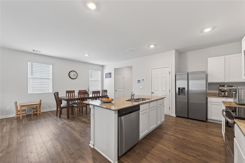 29 White Cedar Drive