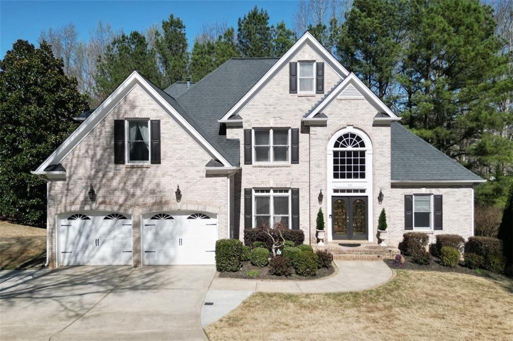 515 Hillcrest View Drive NE