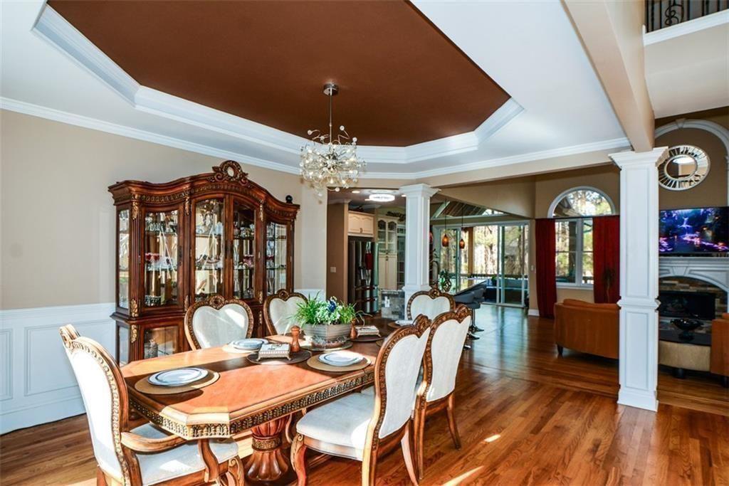 515 Hillcrest View Drive NE