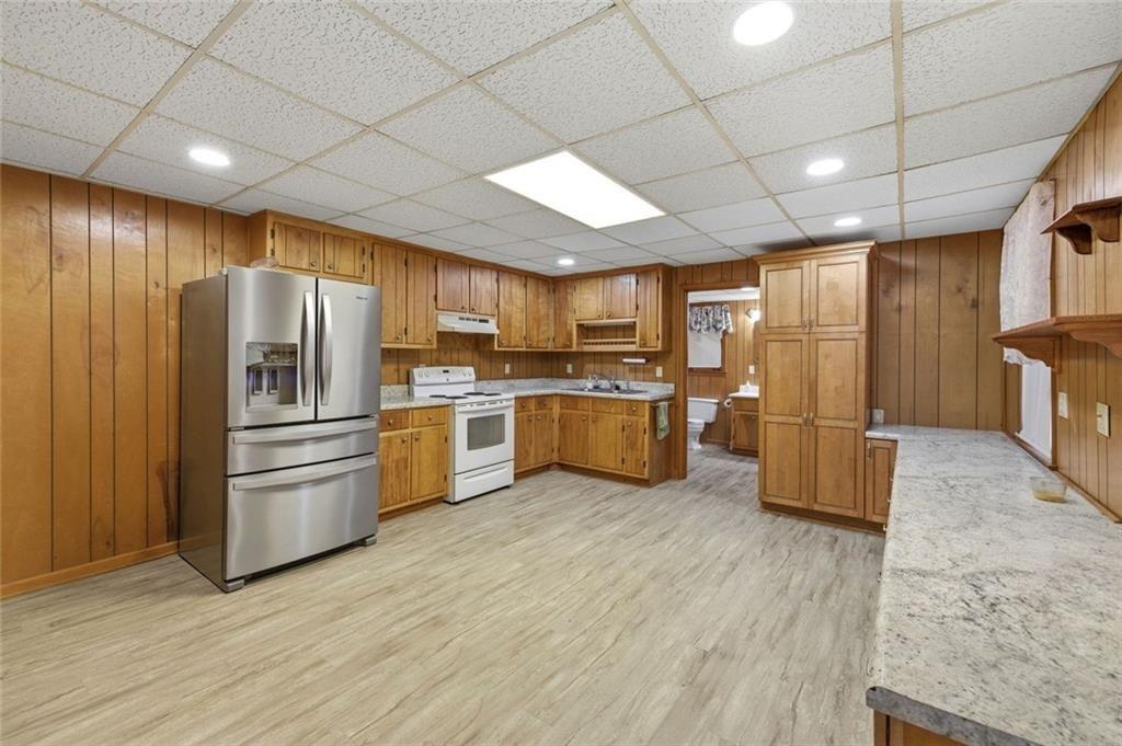 341 Pleasant Hill Road NW