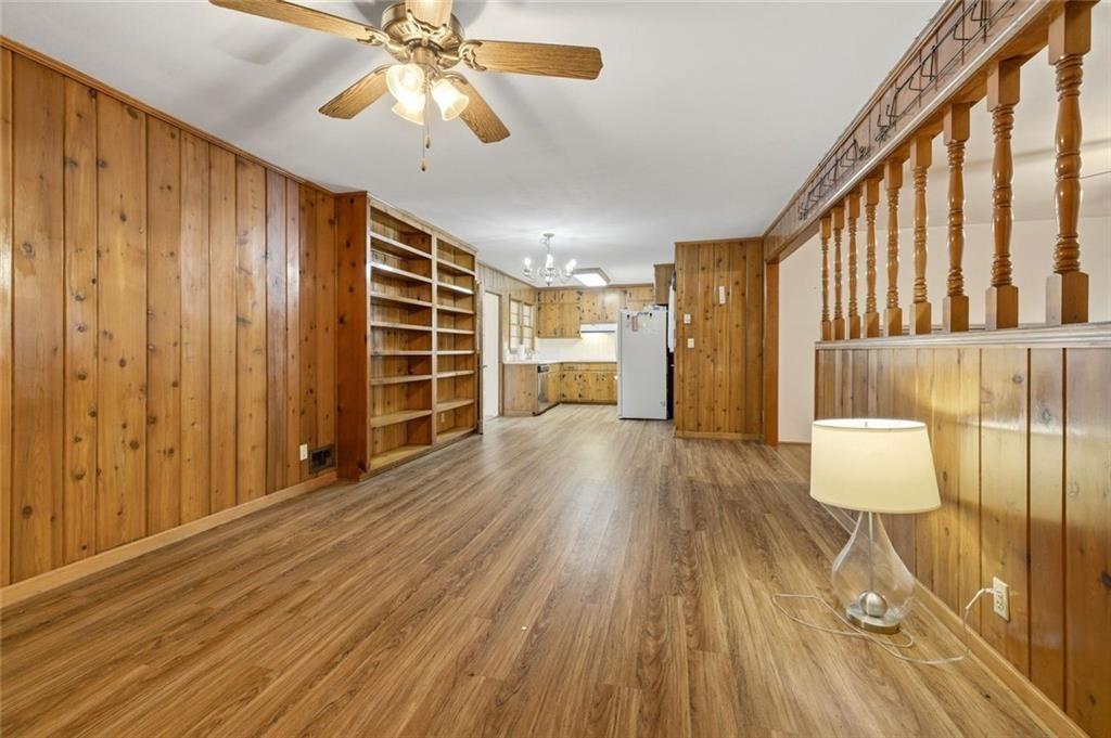 341 Pleasant Hill Road NW