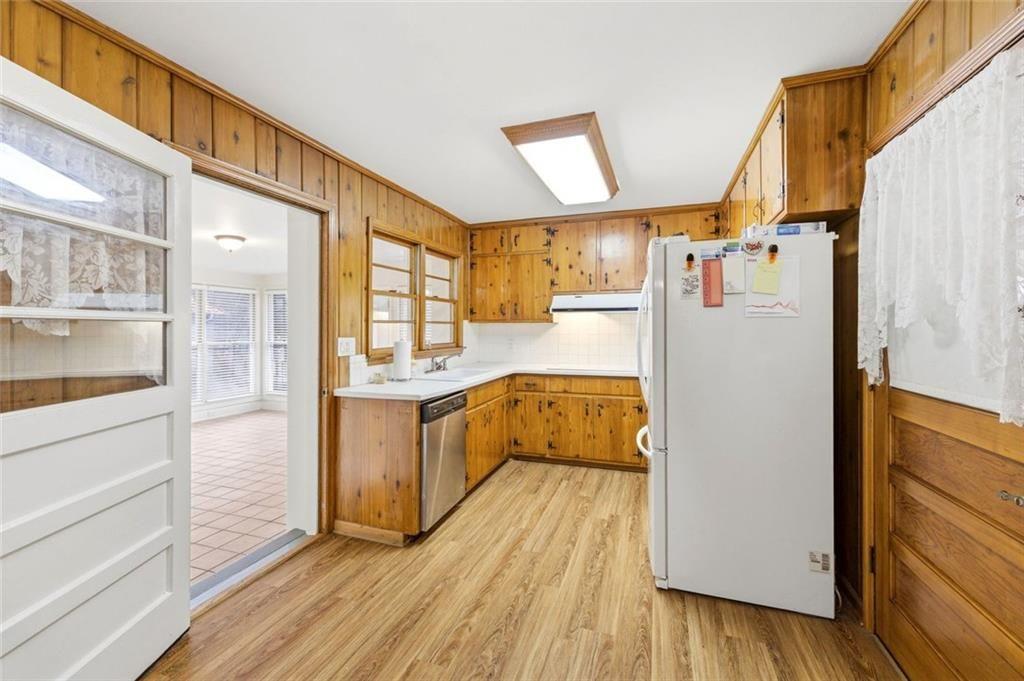 341 Pleasant Hill Road NW