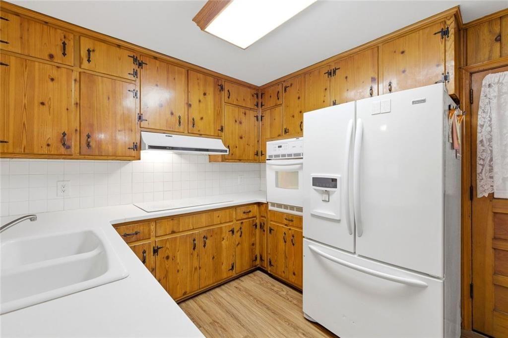 341 Pleasant Hill Road NW