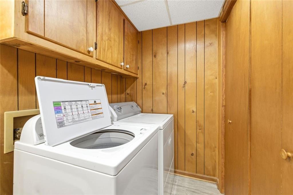 341 Pleasant Hill Road NW