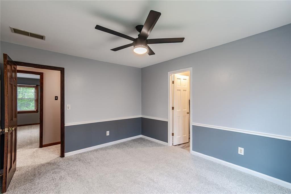 1377 Red Fox Run SW