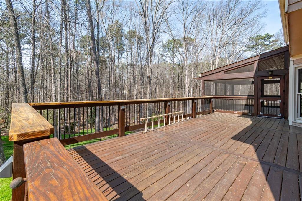 1377 Red Fox Run SW