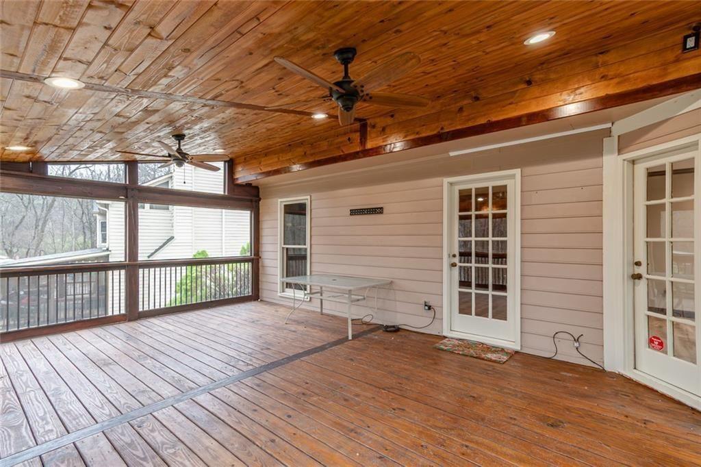1377 Red Fox Run SW