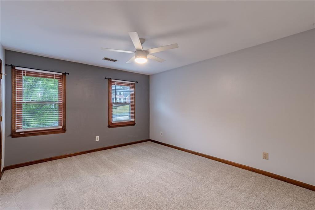 1377 Red Fox Run SW