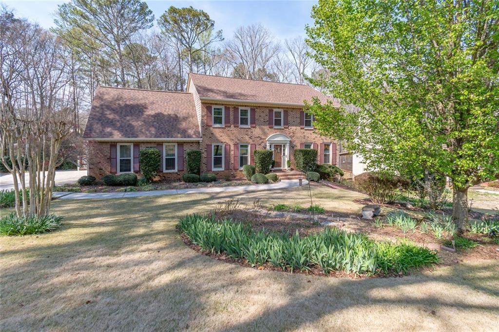 1377 Red Fox Run SW