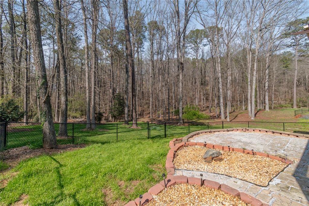 1377 Red Fox Run SW