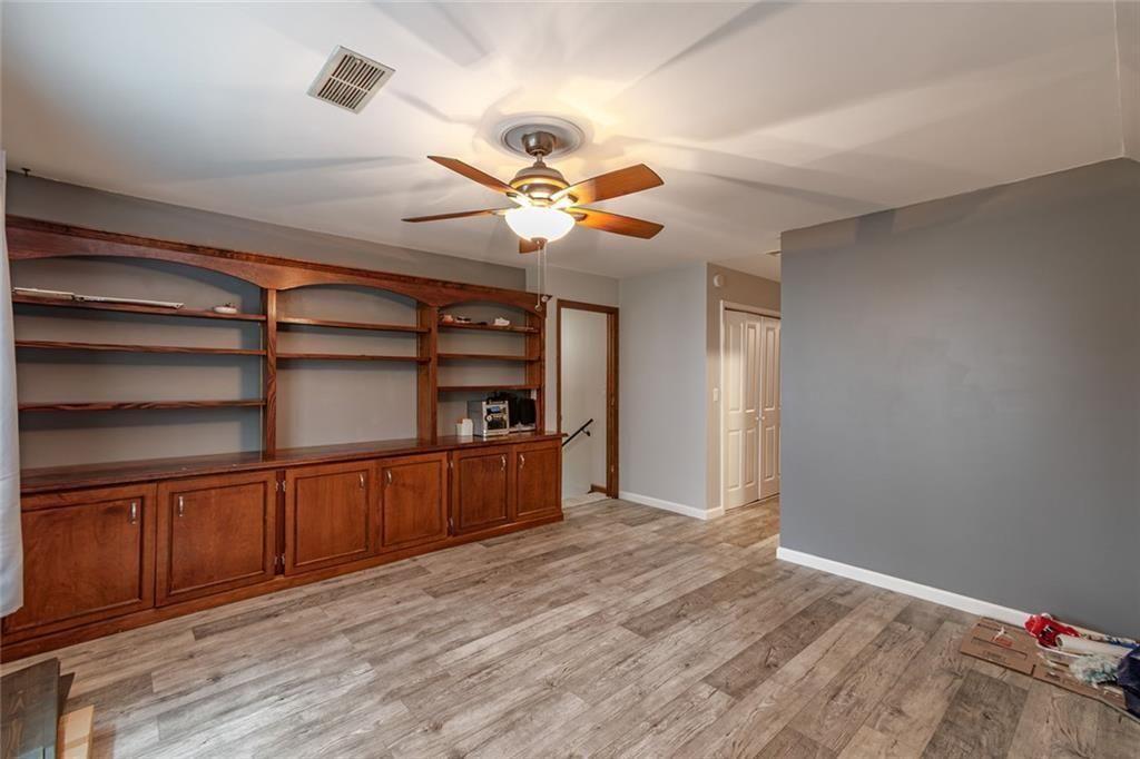 1377 Red Fox Run SW